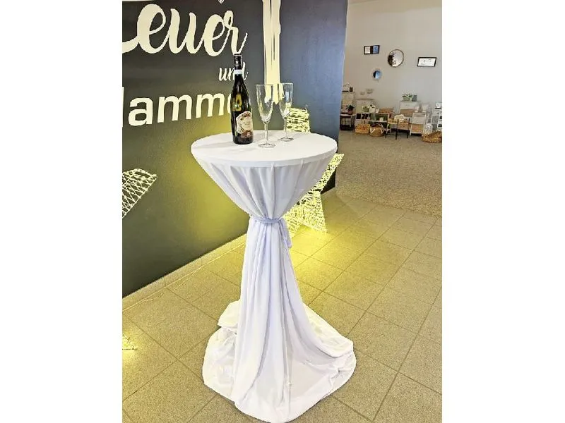 Dameco Stoff Stehtisch-Husse 80 cm/90 cm x 146 cm, Weiss Dameco Stoff Stehtisch-Husse 80 cm/90 cm x 146 cm, Weiss