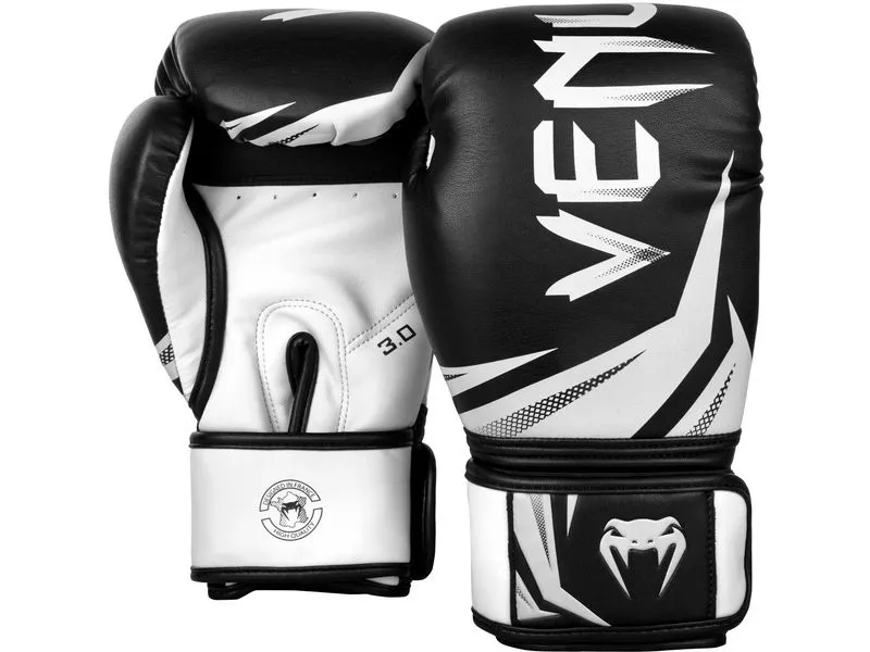 Venum Challenger 3.0 Boxing Gloves Schwarz/Weiss, 12 oz Venum Challenger 3.0 Boxing Gloves Schwarz/Weiss, 12 oz