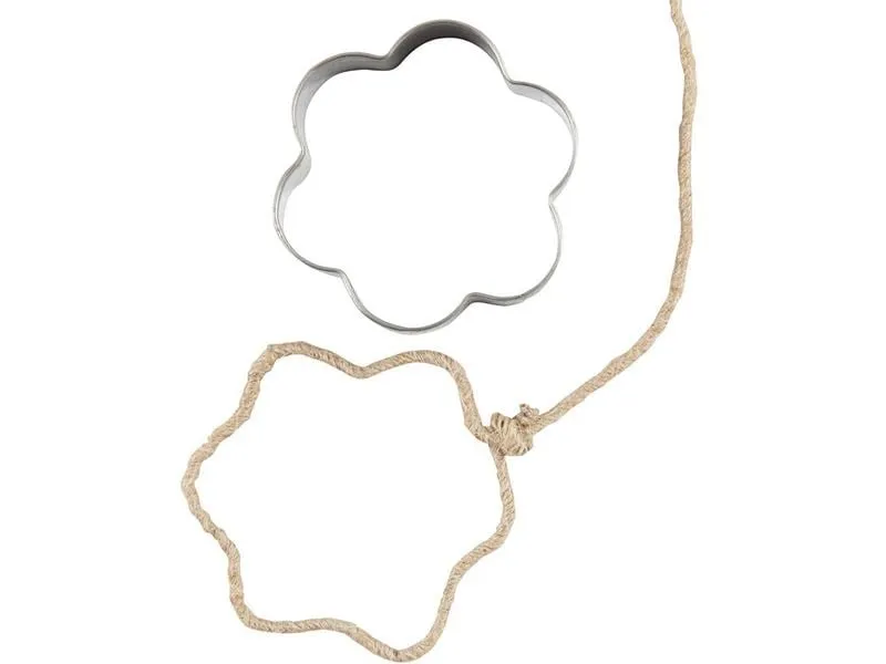 Creativ Company Guetzli-Ausstecher-Set 8 cm 5 Stück, Blume Creativ Company Guetzli-Ausstecher-Set 8 cm 5 Stück, Blume