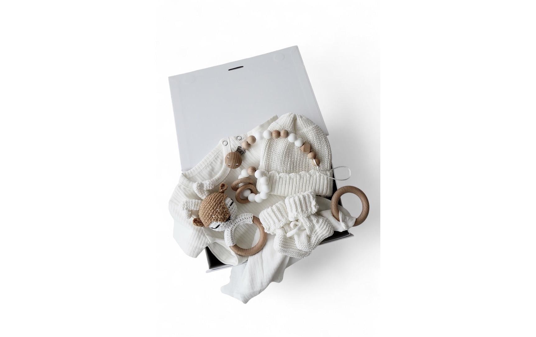Oykami Baby Geschenkbox Weiss Palermo Elch Oykami Baby Geschenkbox Weiss Palermo Elch