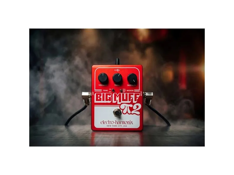 Electro-Harmonix Big Muff Pi with Tone Wicker Distortion Sustainer Electro-Harmonix Big Muff Pi with Tone Wicker Distortion Sustainer