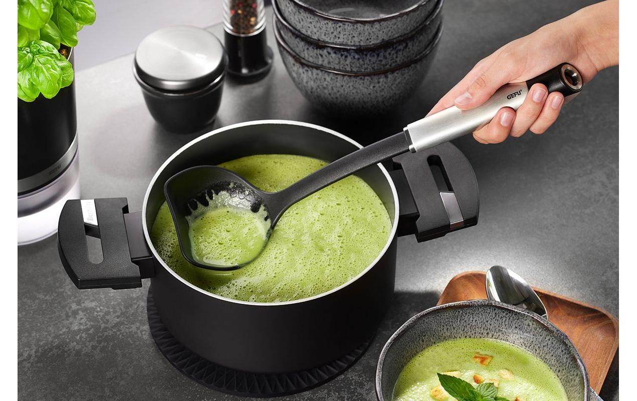 GEFU Schöpflöffel Primeline 33.5 cm, Schwarz/Silber