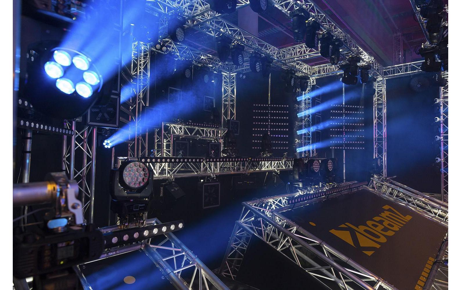 BeamZ Moving Head Fuze610Z Wash