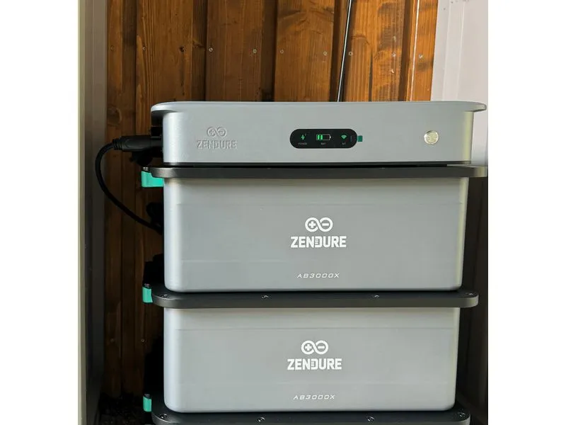 Zendure Kit SolarFlow 2400 AC 11.52 kWh mit 4x AB3000X Erw. Batt.