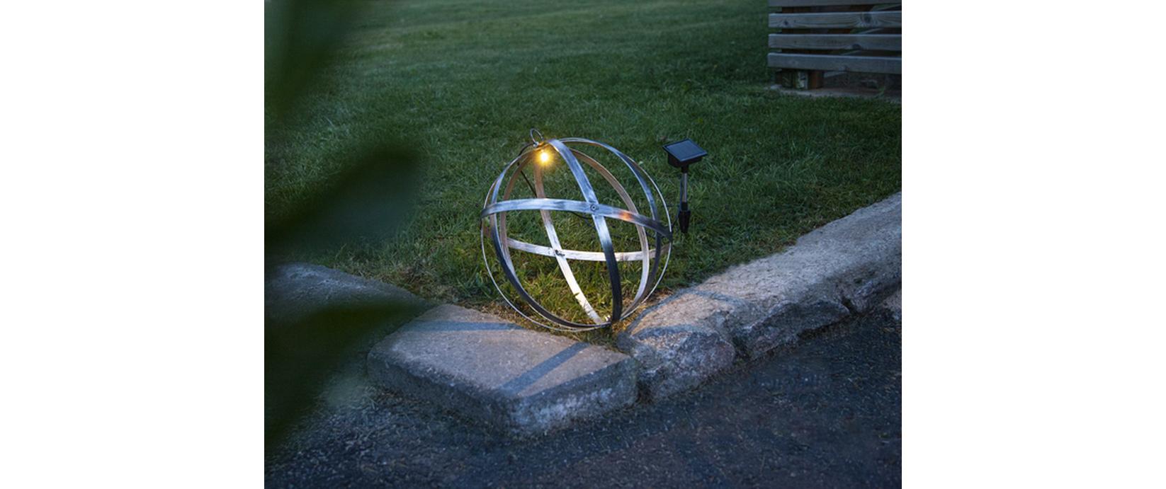 Star Trading Gartenlicht Solar Astri, Ø 30 cm, Silber