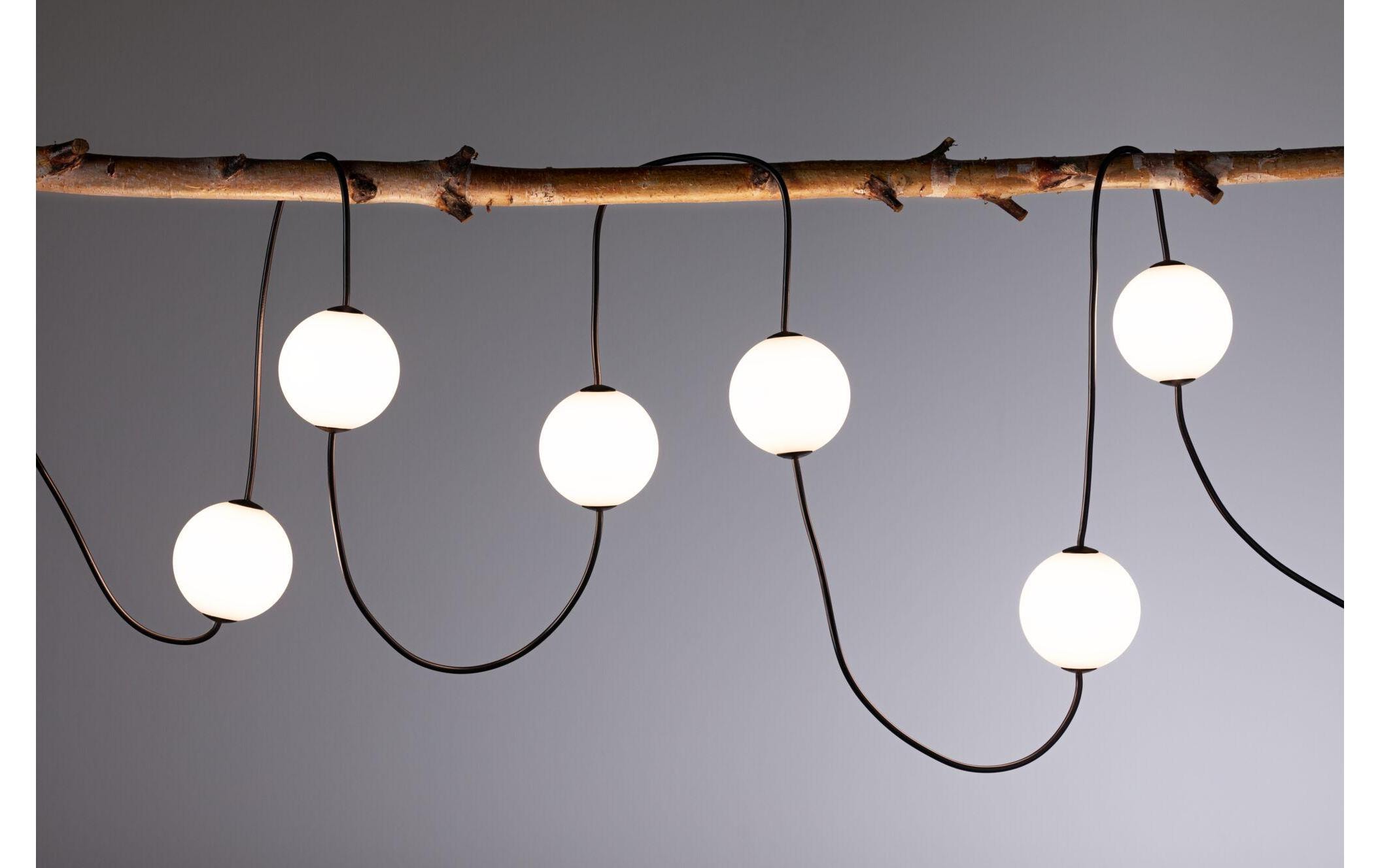 Paulmann LED Lichterkette Plug & Shine Naima 1.71 m, WW, Schwarz