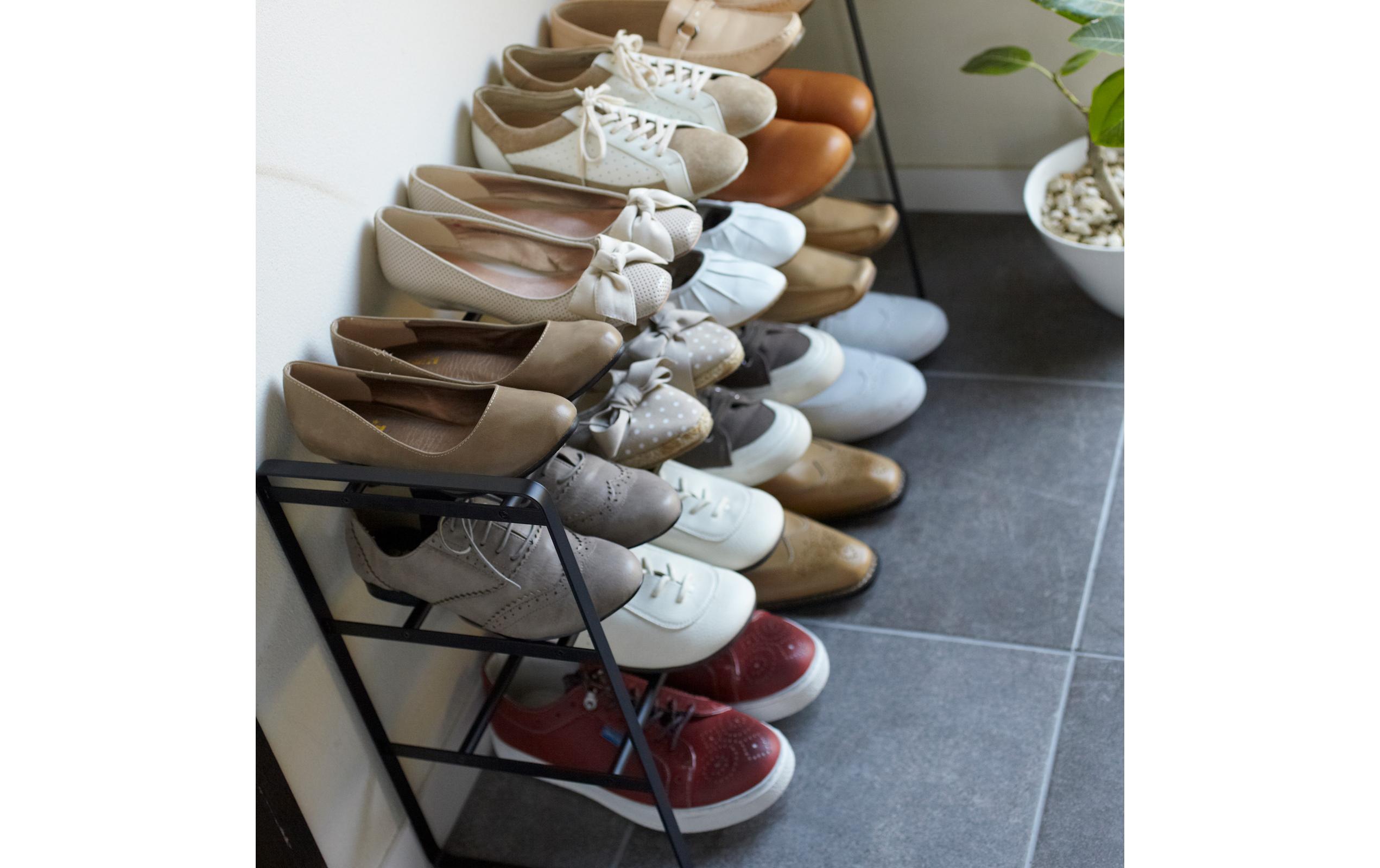 Yamazaki Schuhregal Tower 41 x 25 x 46 cm, Schwarz