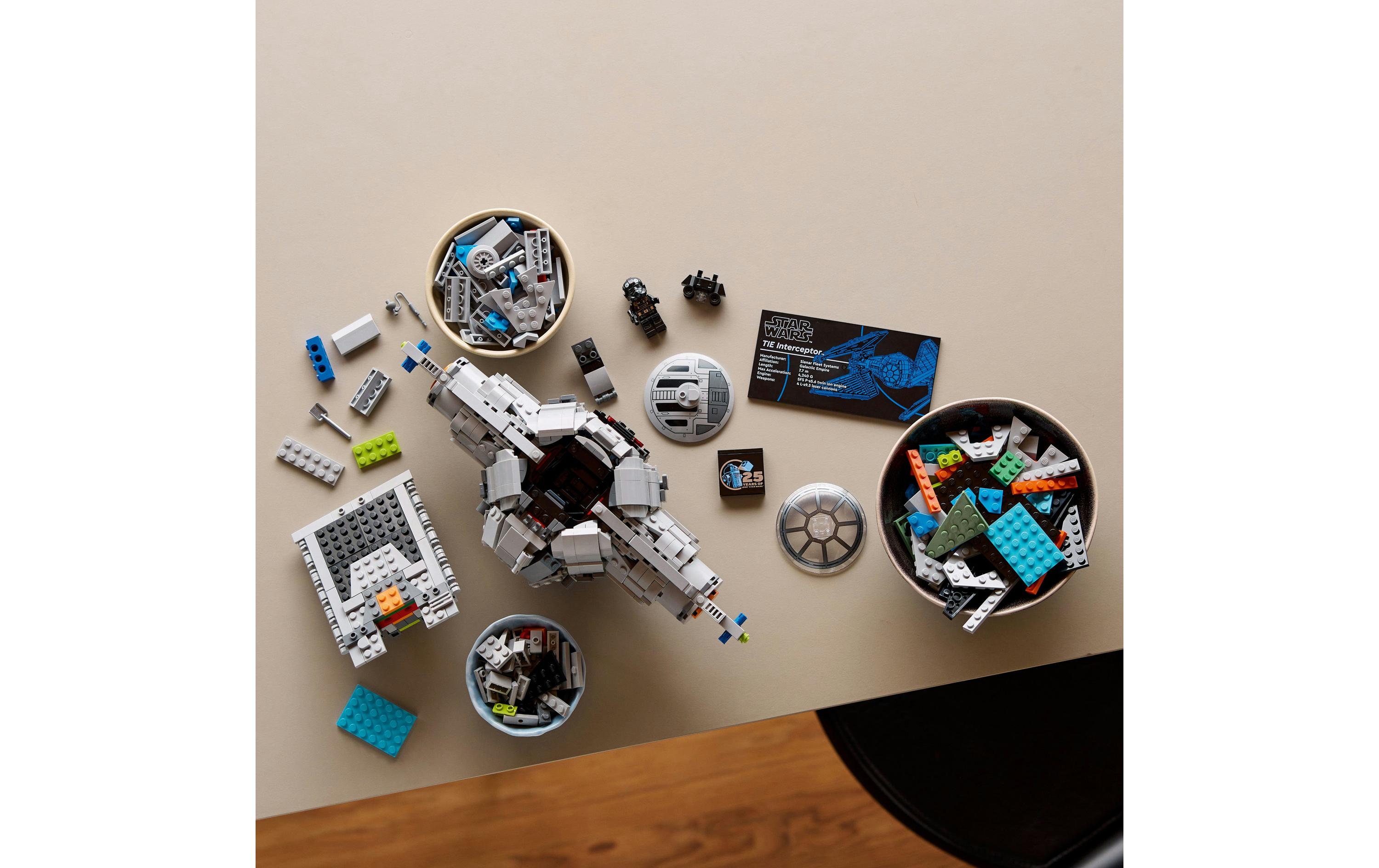 LEGO® Star Wars Tie Interceptor 75382