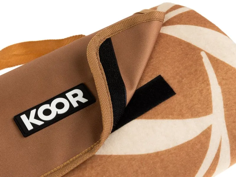 KOOR Picknickdecke Leaves, Braun 135 x 160 cm KOOR Picknickdecke Leaves, Braun 135 x 160 cm