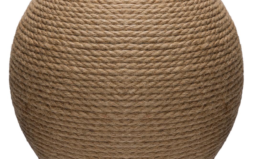 Designed by Lotte Metall Kratzball Tyra 27 x 27 x 33 cm