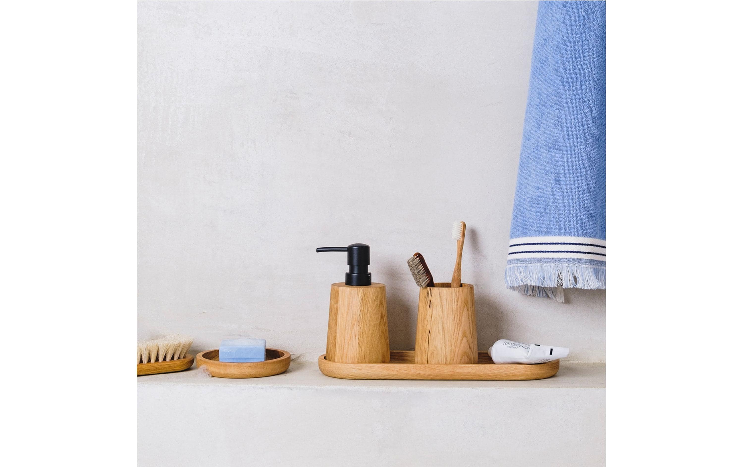 Möve Schmuckhalter Oak Braun