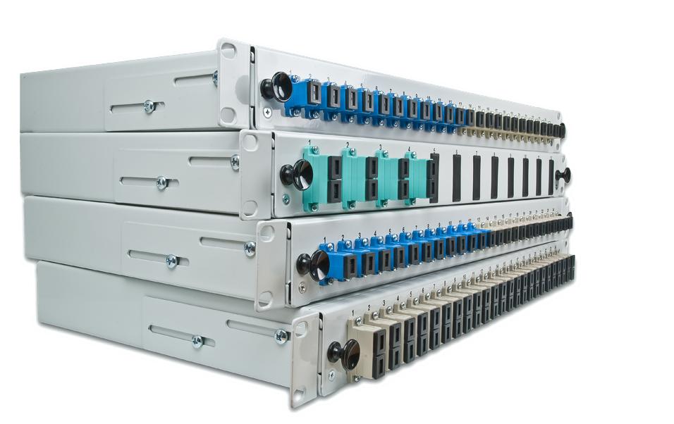 Lightwin 19 Verteiler Set Box mit 12x LC Kupplungen OM4