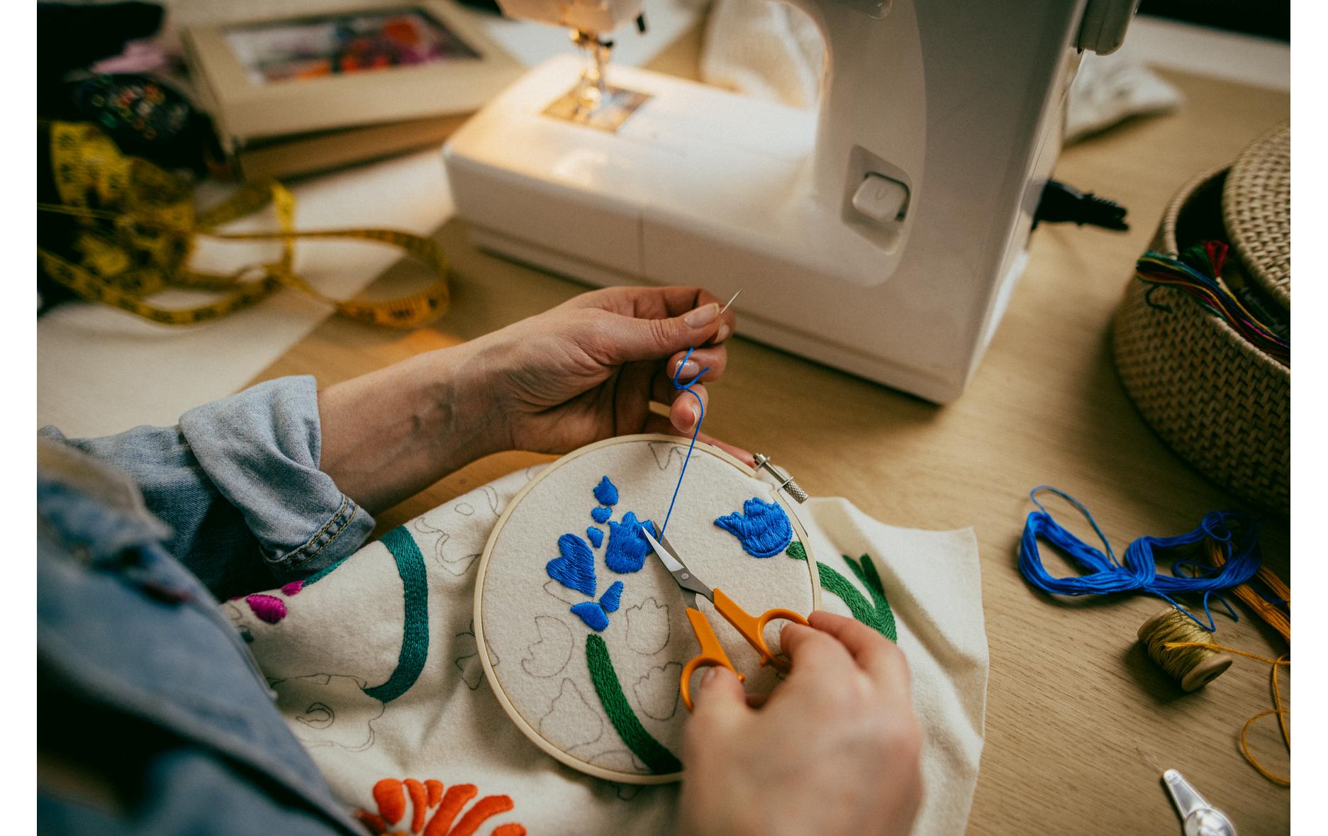 Fiskars Schere gebogen 10 cm