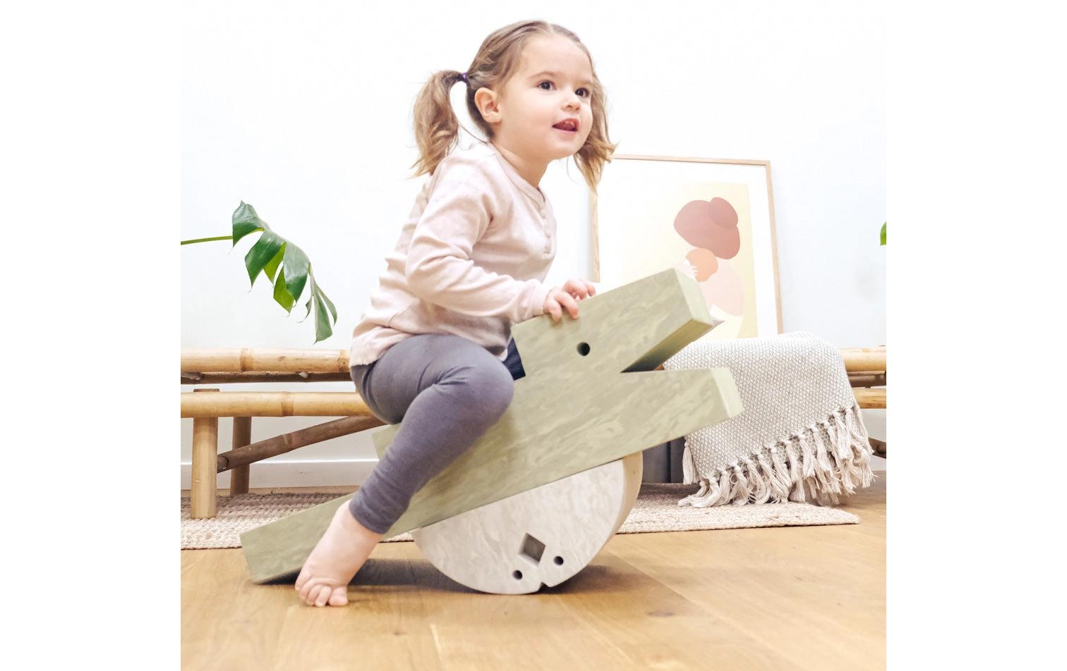 bObles Beschäftigungsspielzeug Küken Smoke