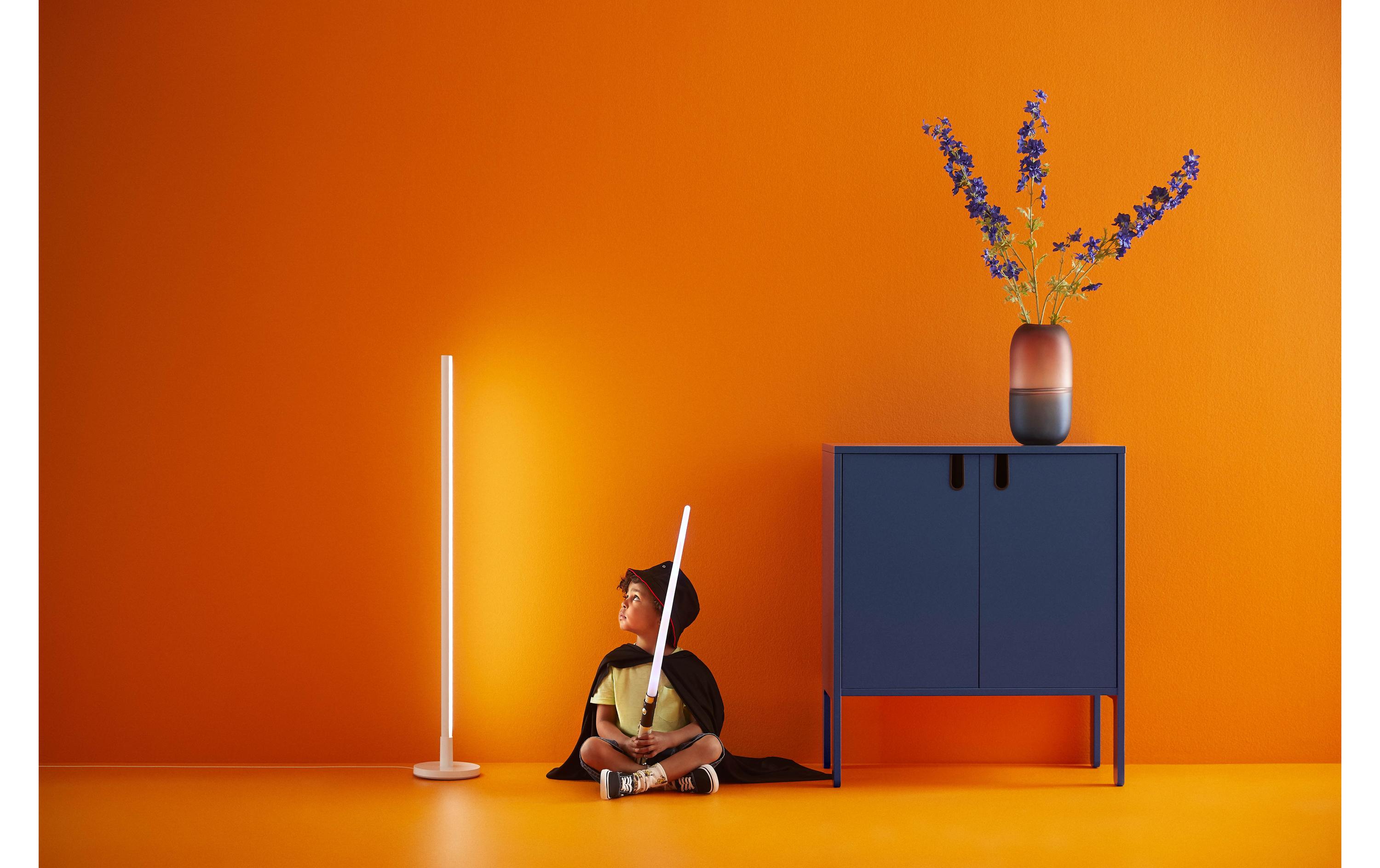 WiZ Pole Floor Light Stehleuchte Tunable White & Color WiZ Pole Floor Light Stehleuchte Tunable White & Color