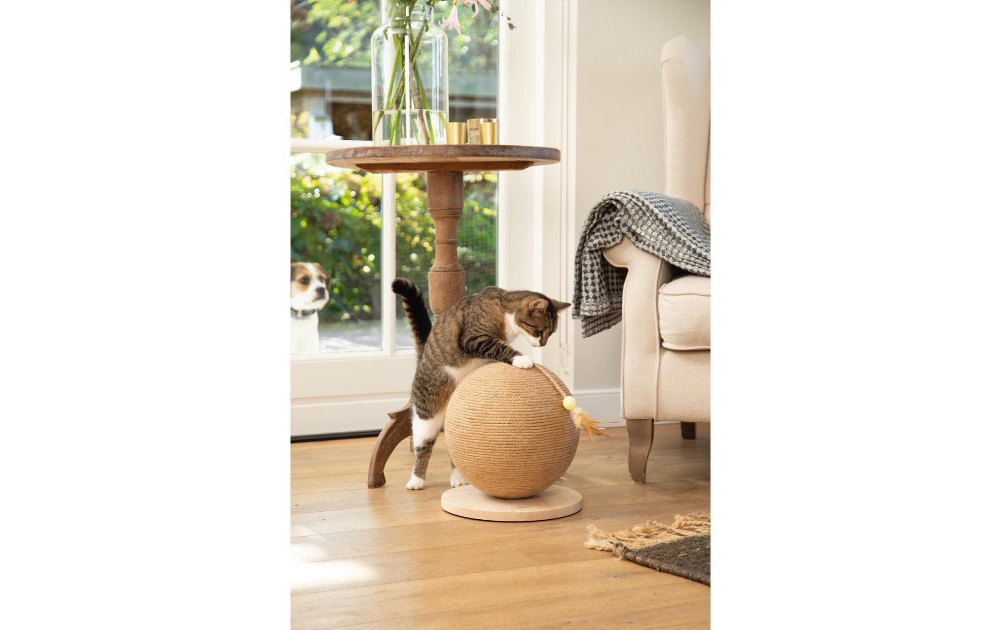 Designed by Lotte Kratzmöbel Balty, Braun