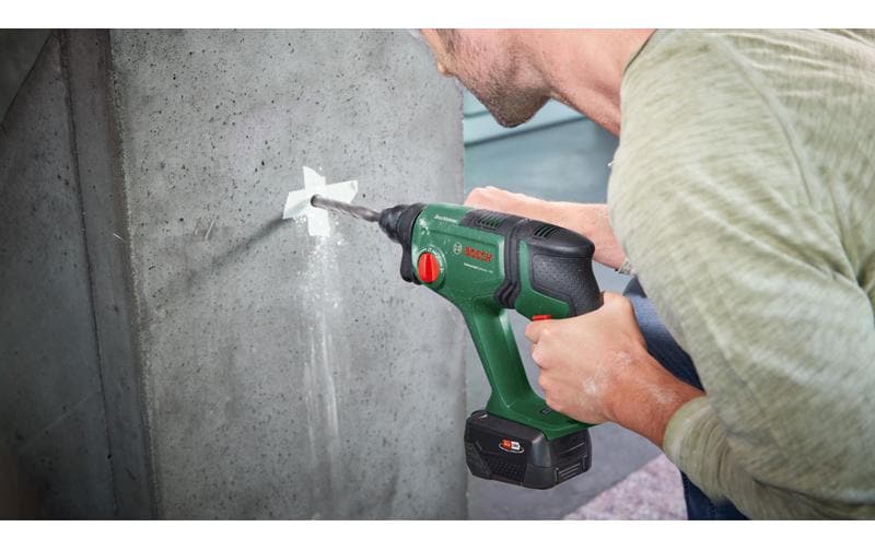 Bosch Akku-Bohrhammer UniversalHammer 18 V