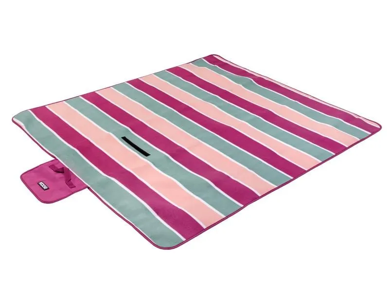 KOOR Picknickdecke Lido-Magenta 135 x 160 cm KOOR Picknickdecke Lido-Magenta 135 x 160 cm