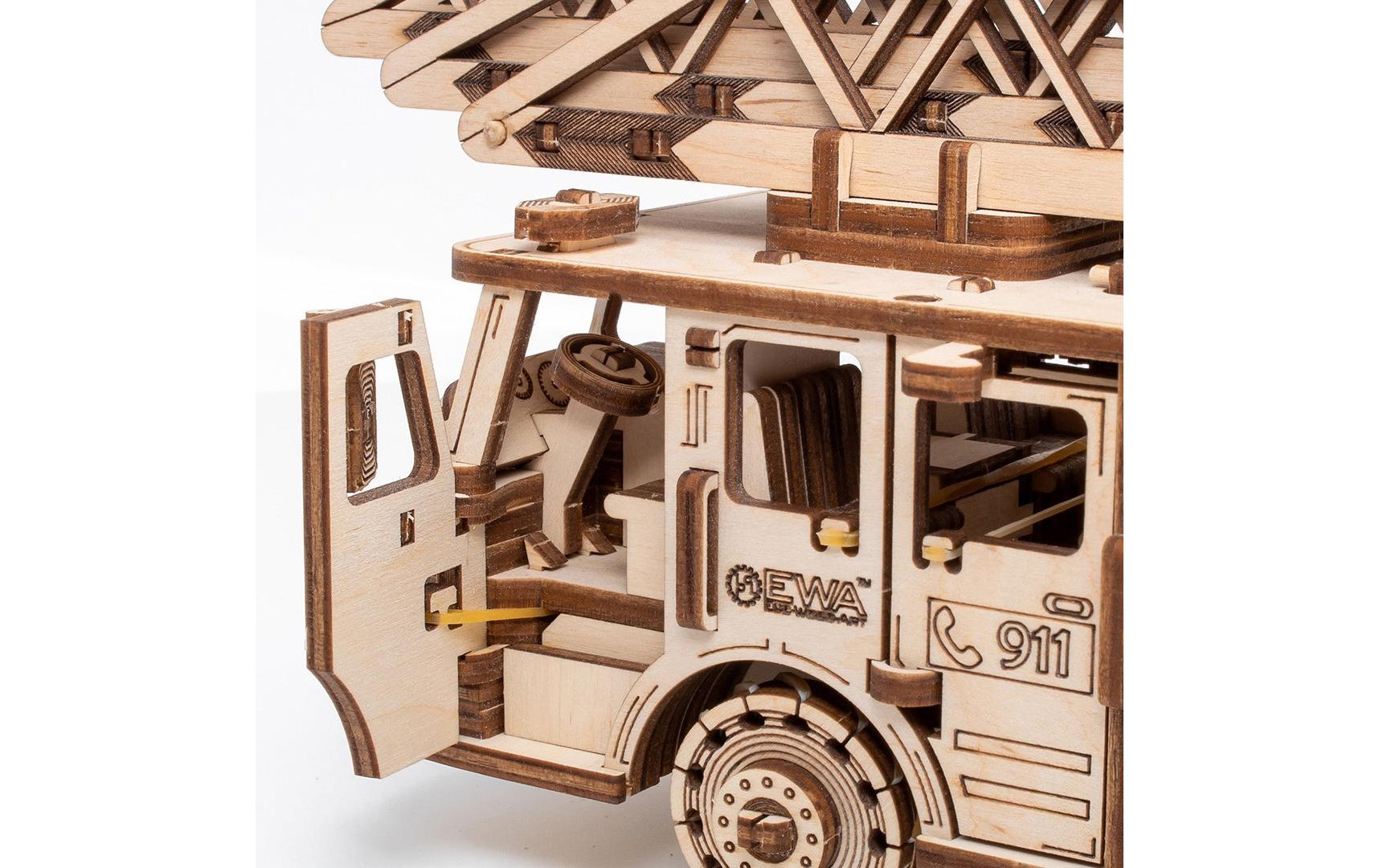 Eco-Wood-Art Bausatz Feuerwehrauto