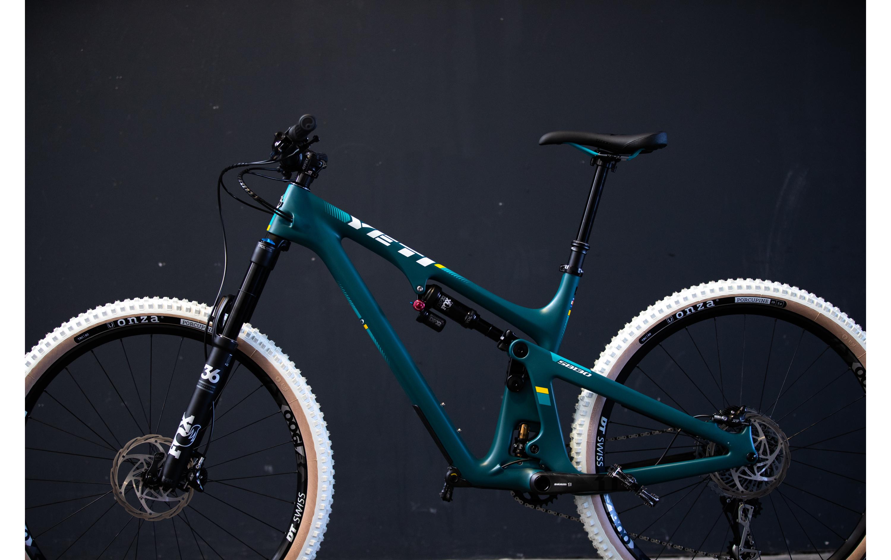 Onza Velopneu Porcupine Weiss-Skinwall, 60 Rubber, 29 x 2.40