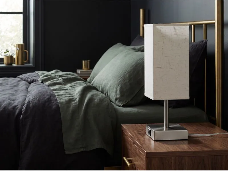 COCON Tischleuchte mit USB-Ladefunktion Notta, Beige COCON Tischleuchte mit USB-Ladefunktion Notta, Beige