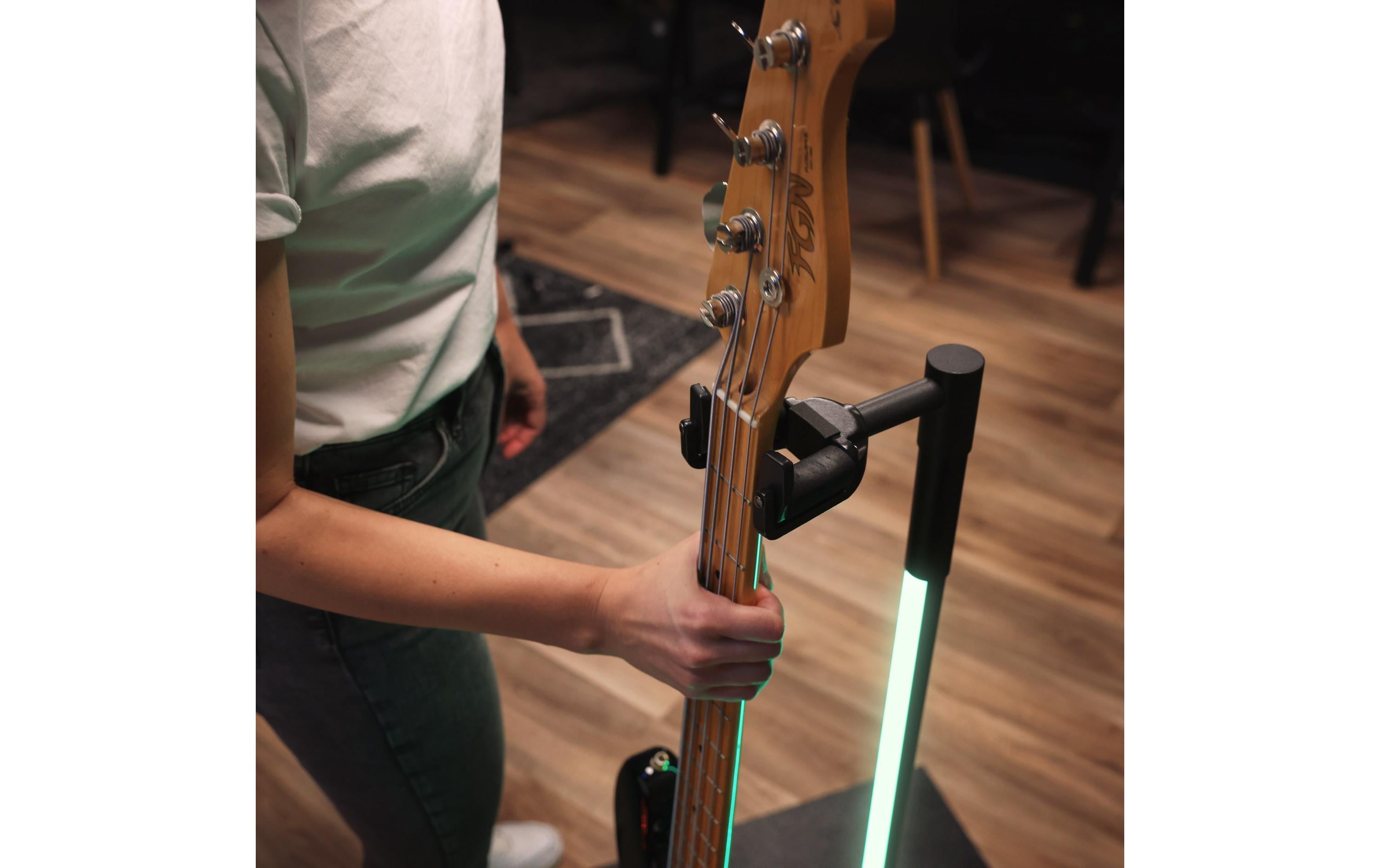 Gravity Gitarrenständer GGSLS01NHB