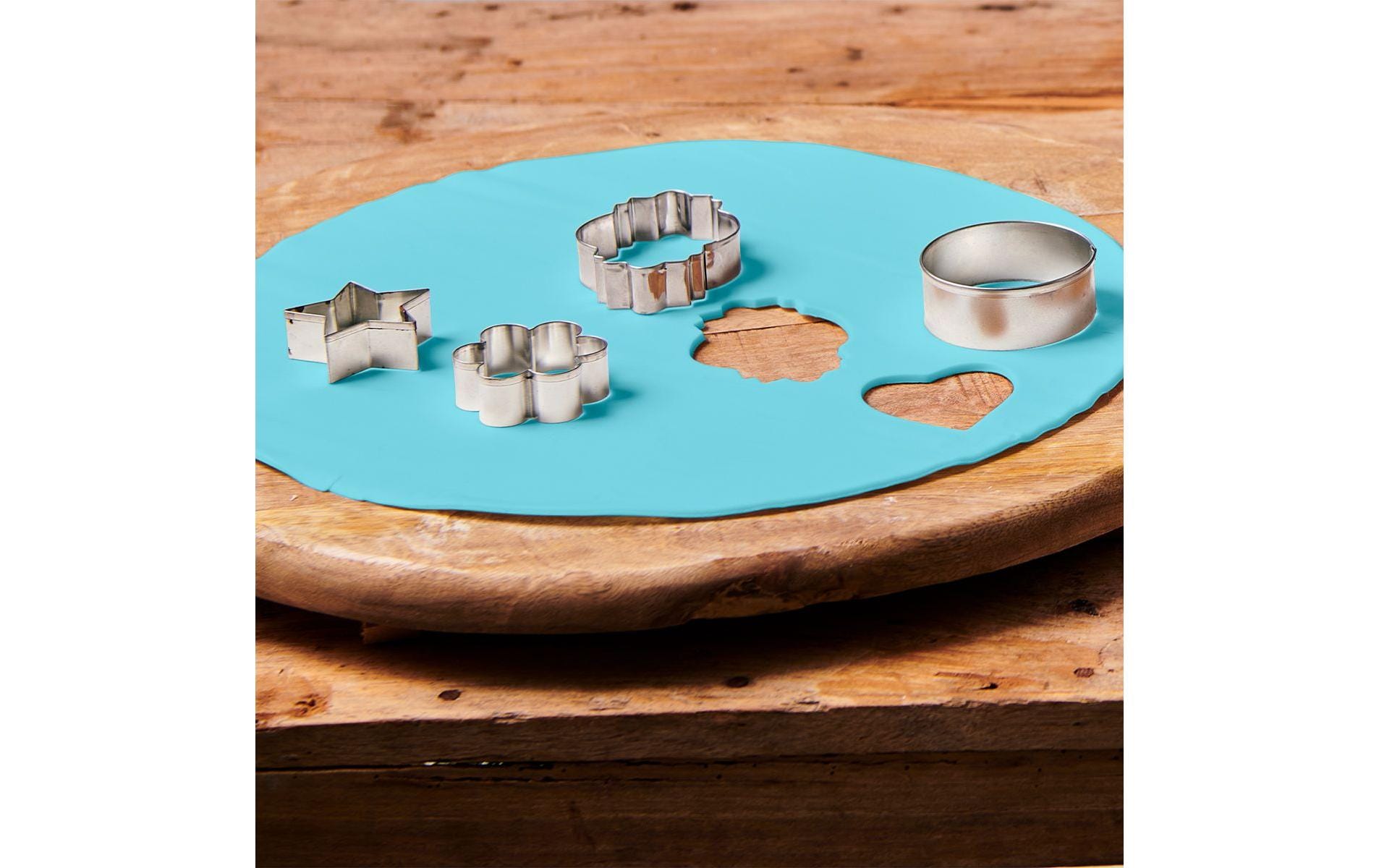 Funcakes Ausgerollte Fondant Decke Baby Blau, 430g