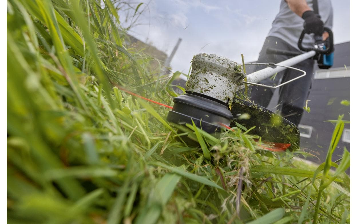 Bosch Professional Akku-Rasentrimmer GRT 18 V-33 PROFESSIONAL