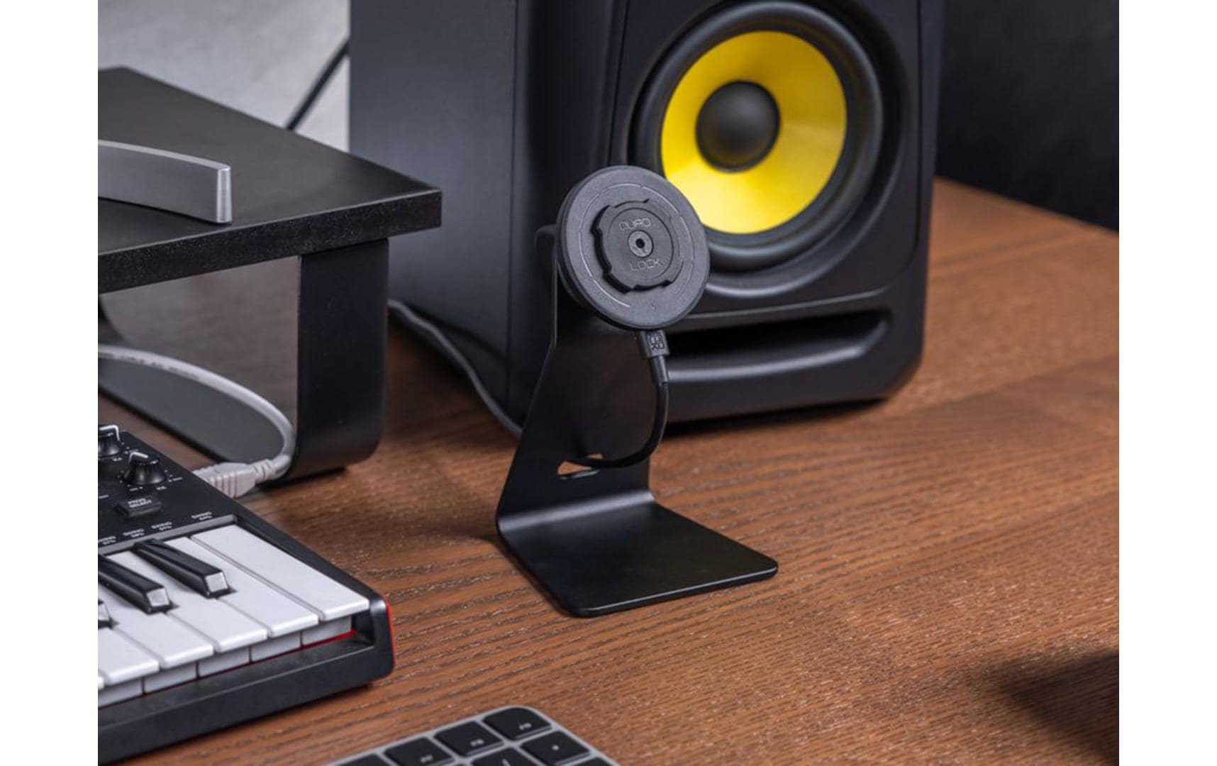 Quad Lock Desk Mount V2