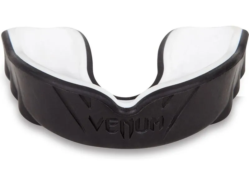 Venum Challenger Mouthguard Schwarz/Weiss