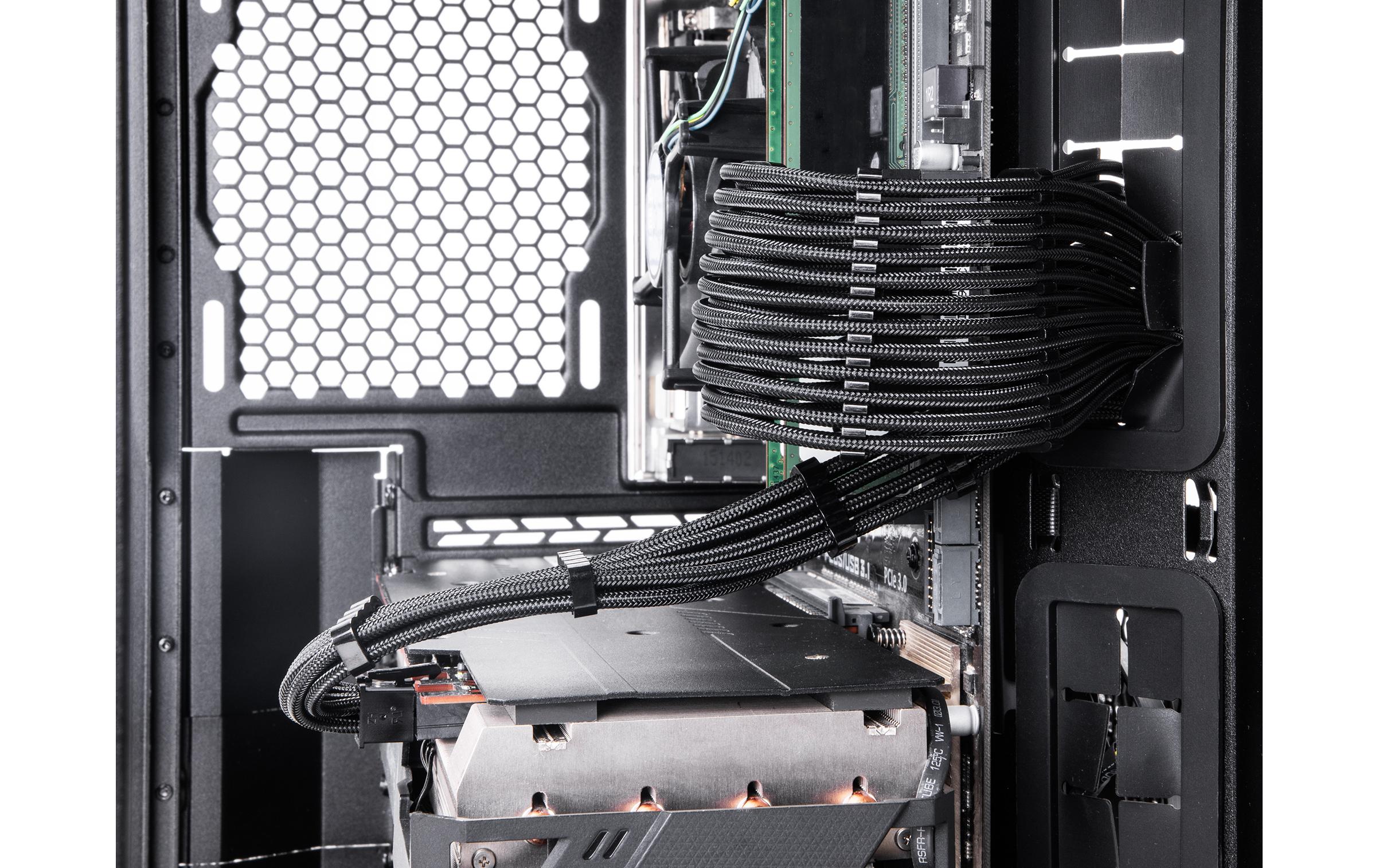 Delock Stromverlängerungskabel Set 6-teilig Sleeved mit Kabelkämmen