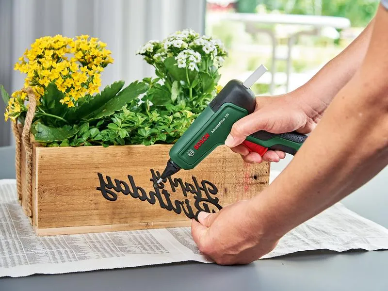 Bosch Akku-Heissklebepistole Advance Glue 18 V Solo Bosch Akku-Heissklebepistole Advance Glue 18 V Solo