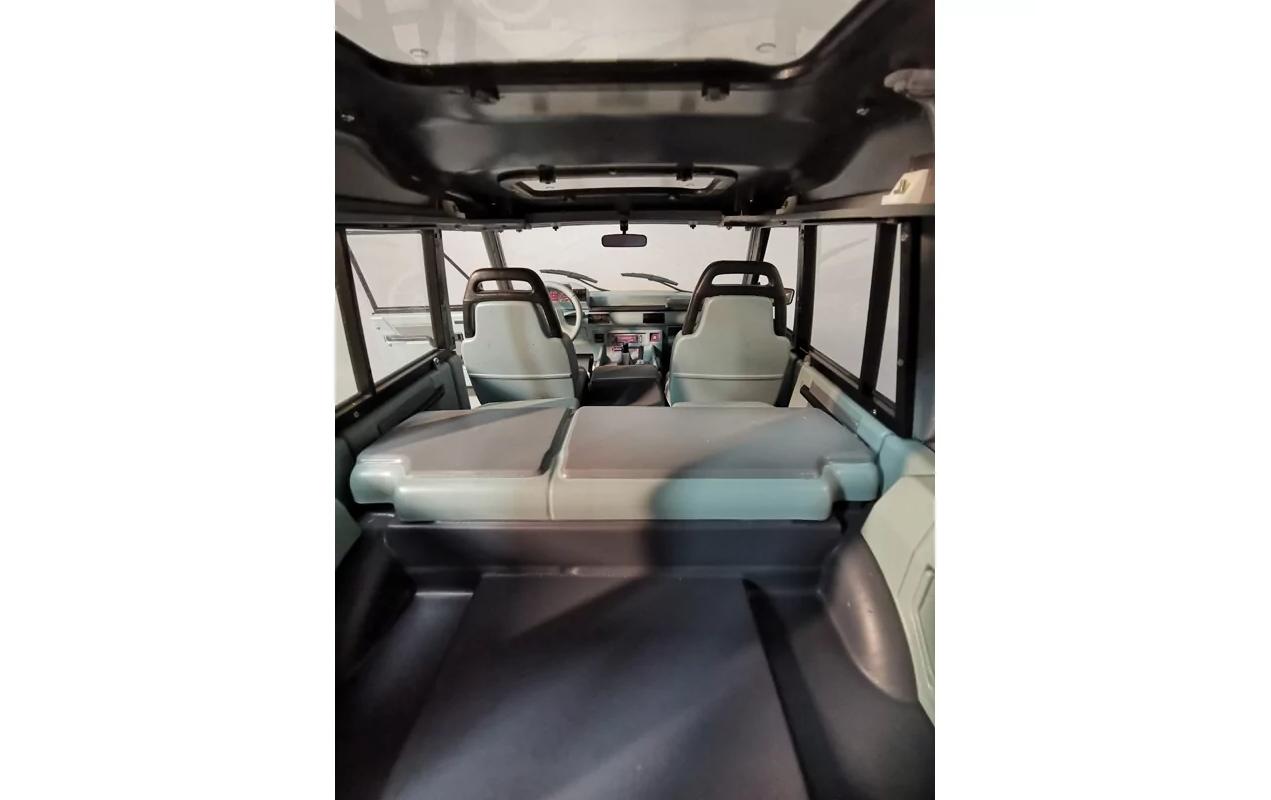 Hobbytech Innenausstattung für Disco Hardbody Karosserie 1:10