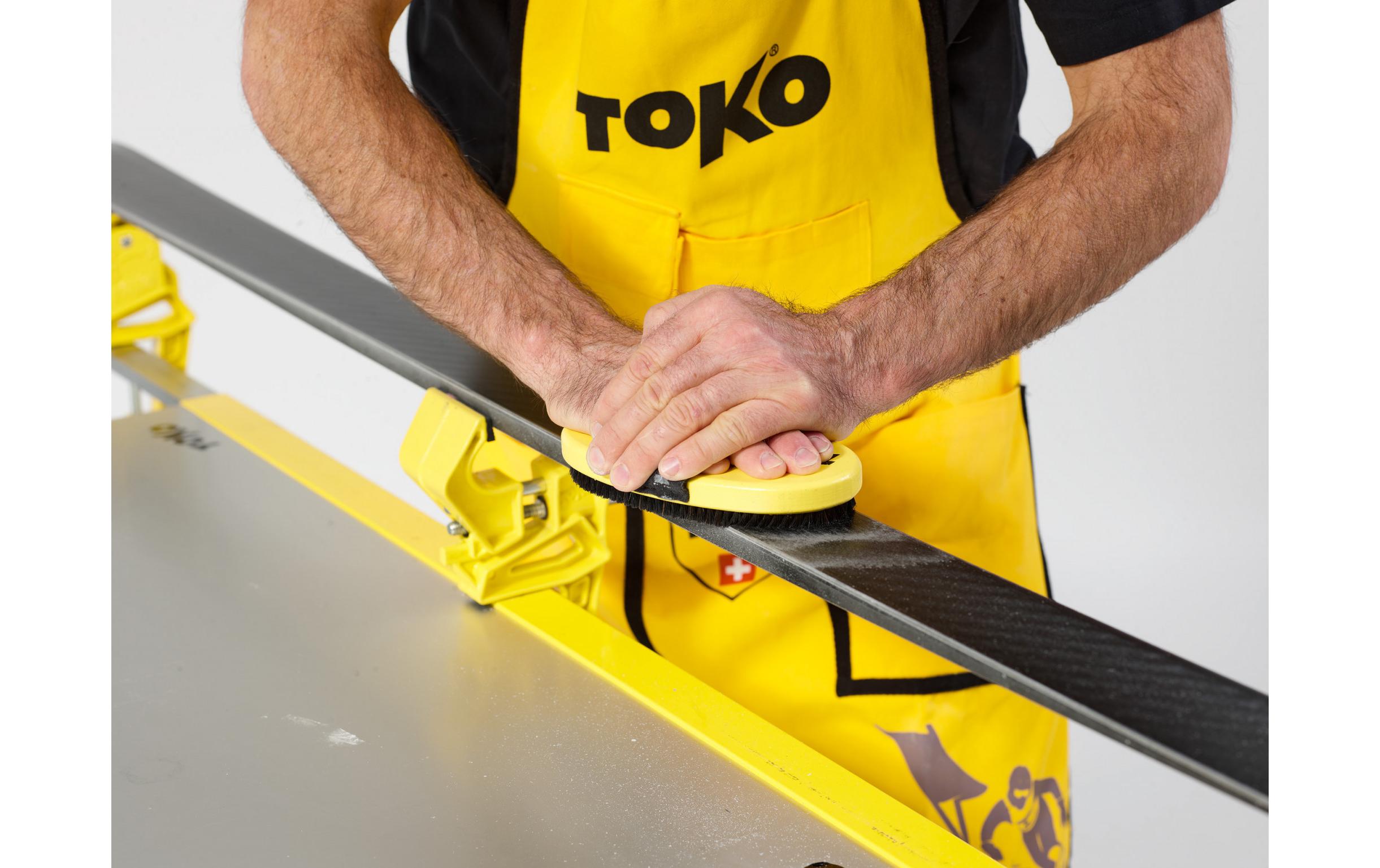 TOKO Wax-Equipment Base Brush oval Copper TOKO Wax-Equipment Base Brush oval Copper