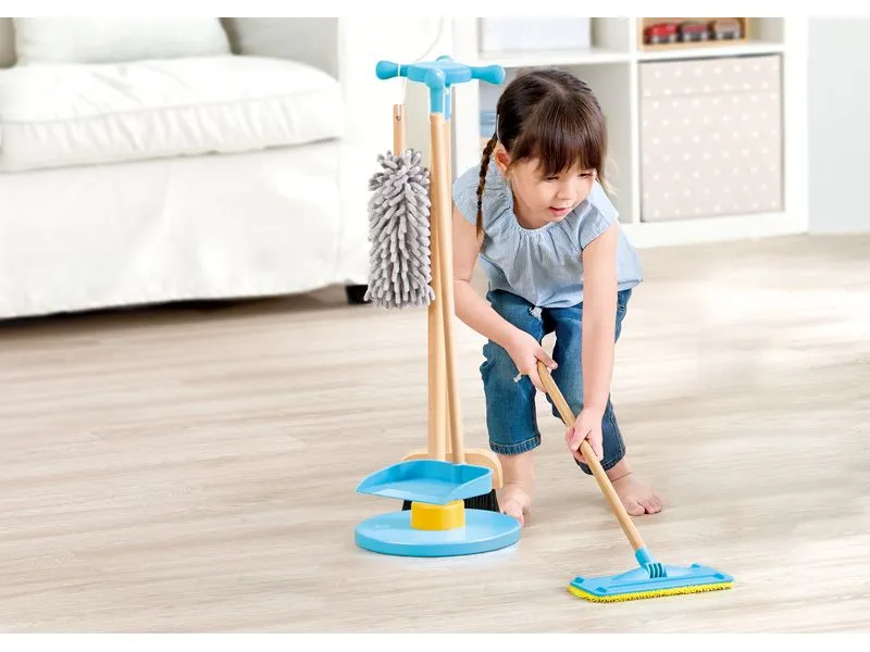 Hape Reinigungs-Spielzeug Clean Up Broom Set