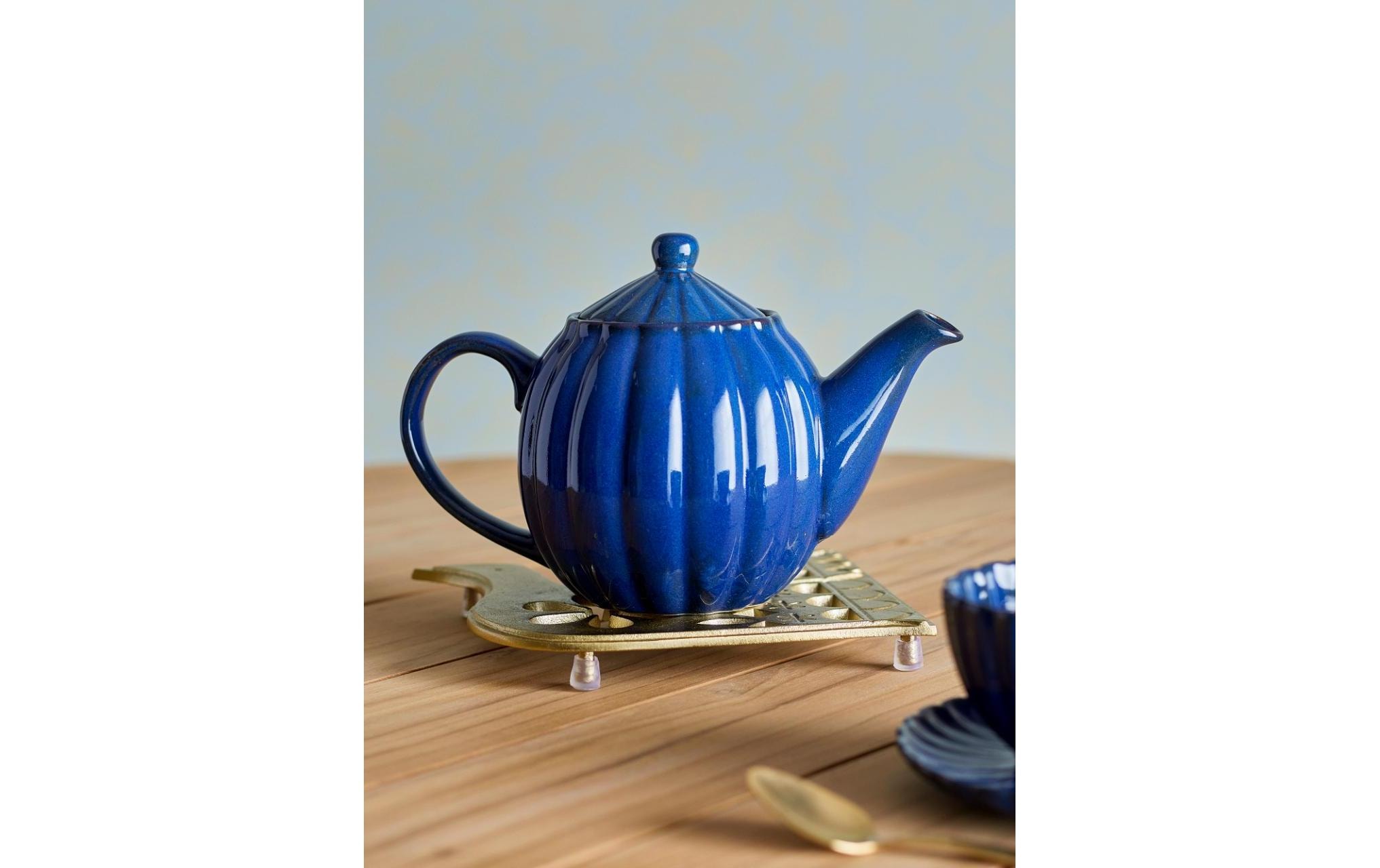 Bloomingville Teekanne Latina, 1 l, Steingut, Blau