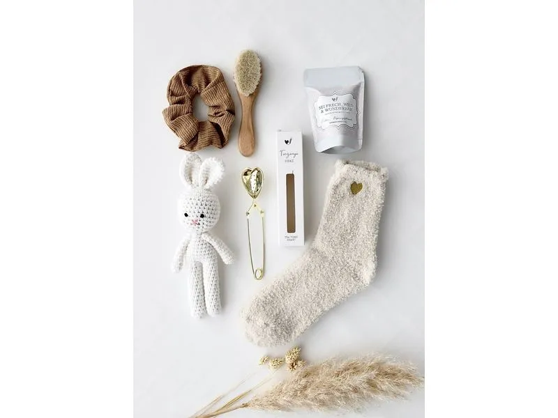 Oykami Mama-Baby Geschenkbox Selma Hase
