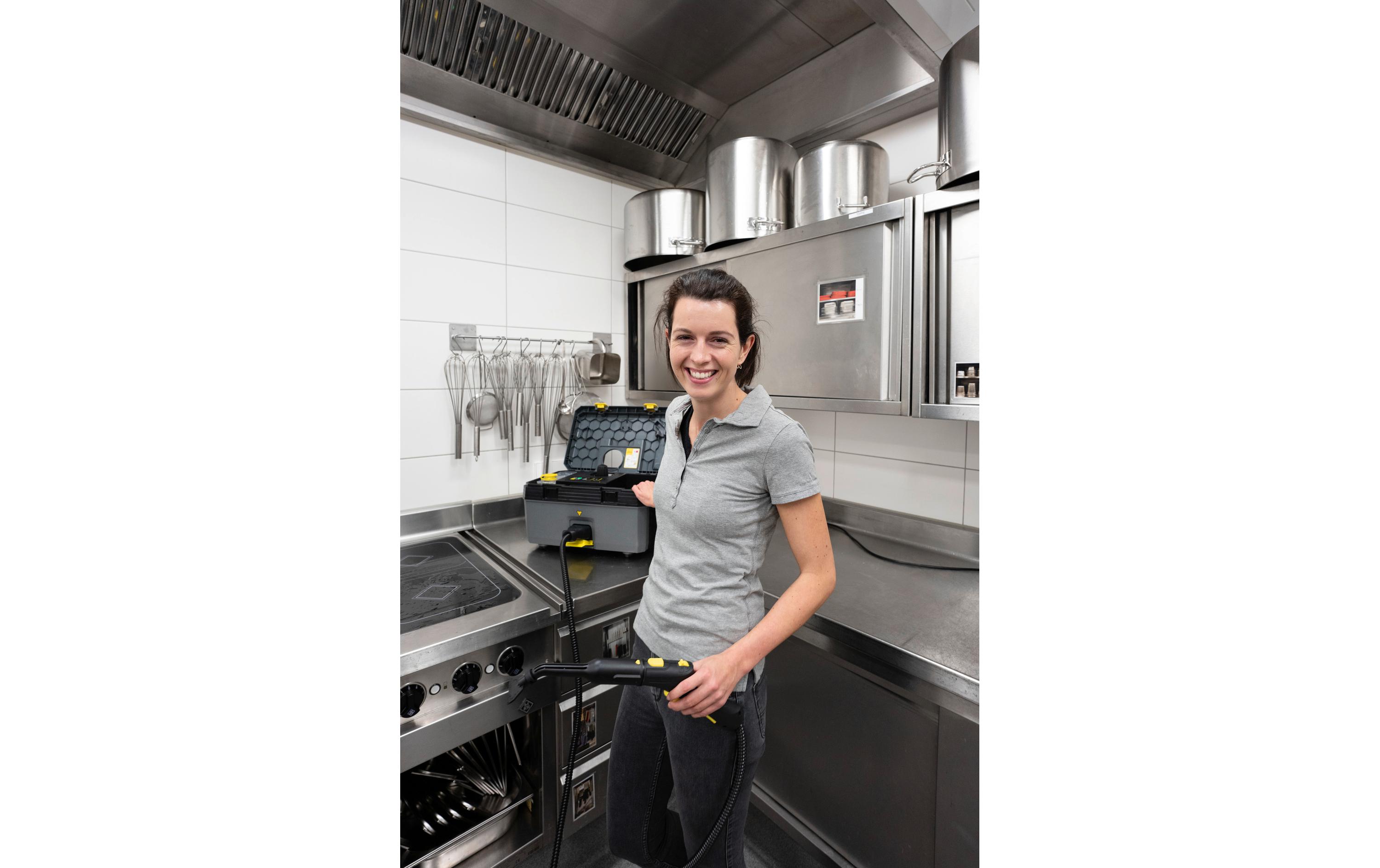 Kärcher Dampfreiniger SG 4/2 Classic