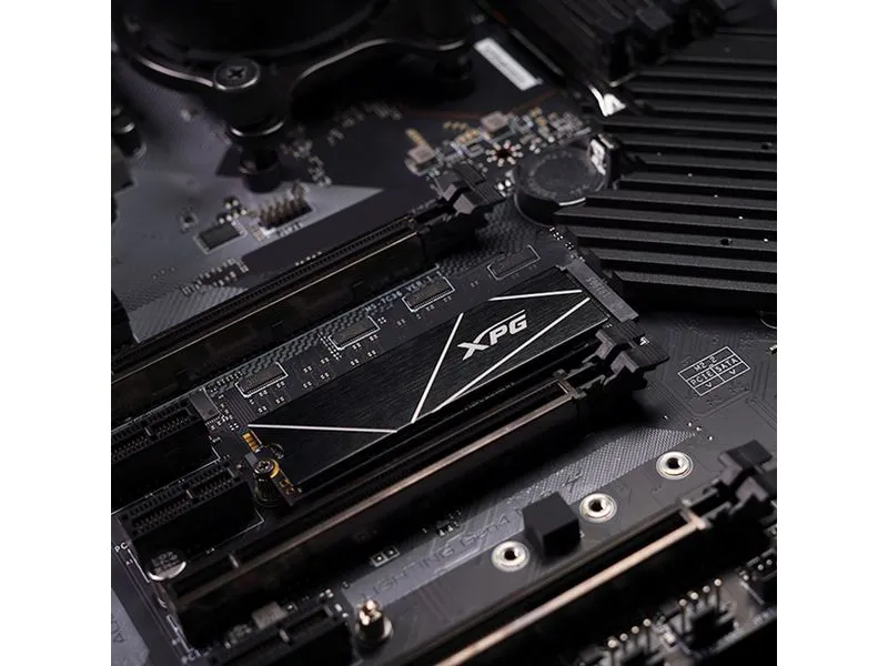 ADATA SSD XPG Gammix S70 Blade M.2 2280 NVMe 512 GB ADATA SSD XPG Gammix S70 Blade M.2 2280 NVMe 512 GB