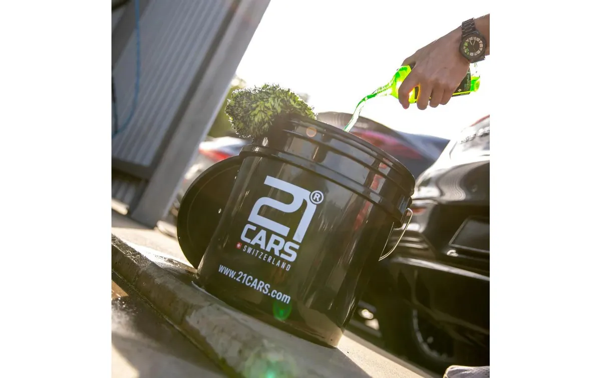 21CARS Wascheimer mit Deckel 16 l