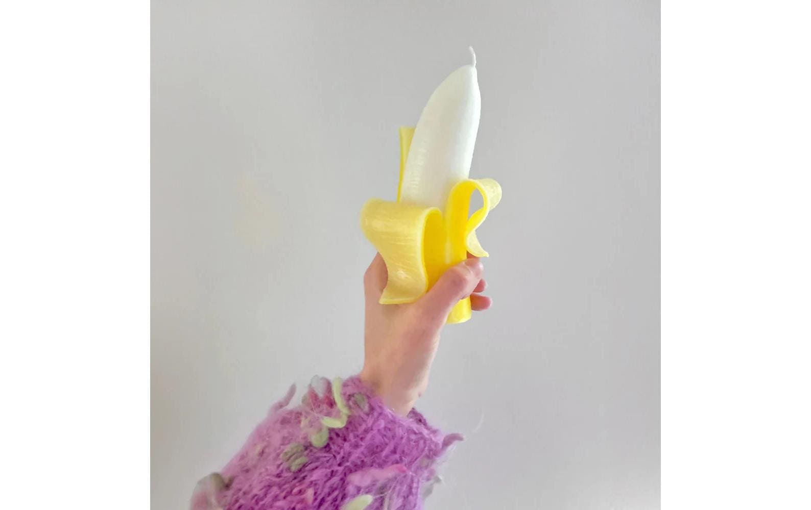 54Celsius Kerze Big Banana 16.5 cm x 9 cm, Gelb/Weiss