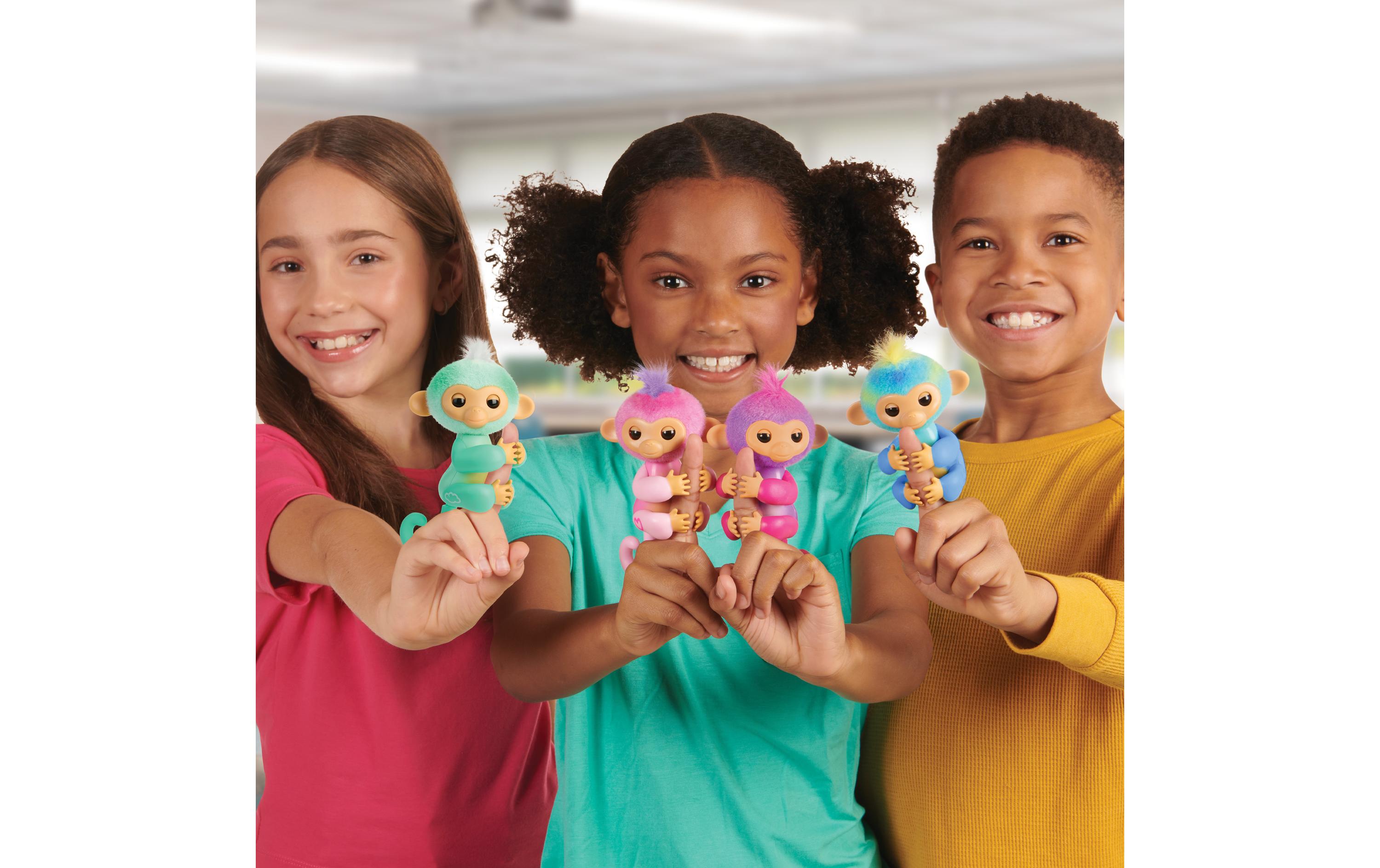 Wowwee Fingerlings Monkey Pink Harmony