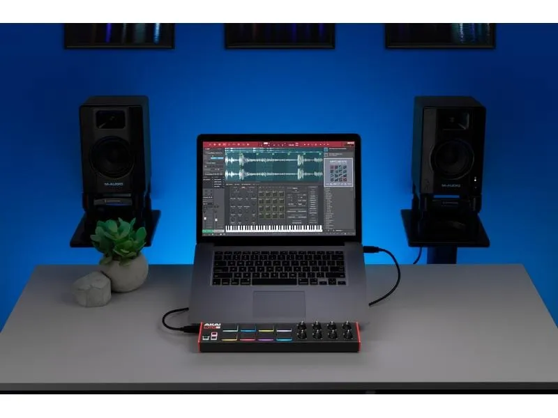 Akai Pad-Controller LPD8 MKII