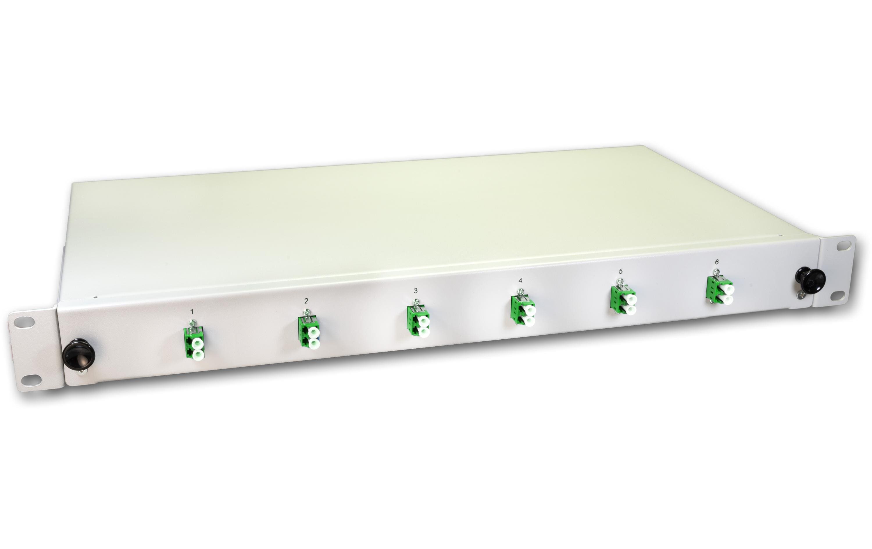 Lightwin Spleissbox 12 Fasern, 6x DLC/APC SM, 9/125µm OS2 Pigtail Lightwin Spleissbox 12 Fasern, 6x DLC/APC SM, 9/125µm OS2 Pigtail