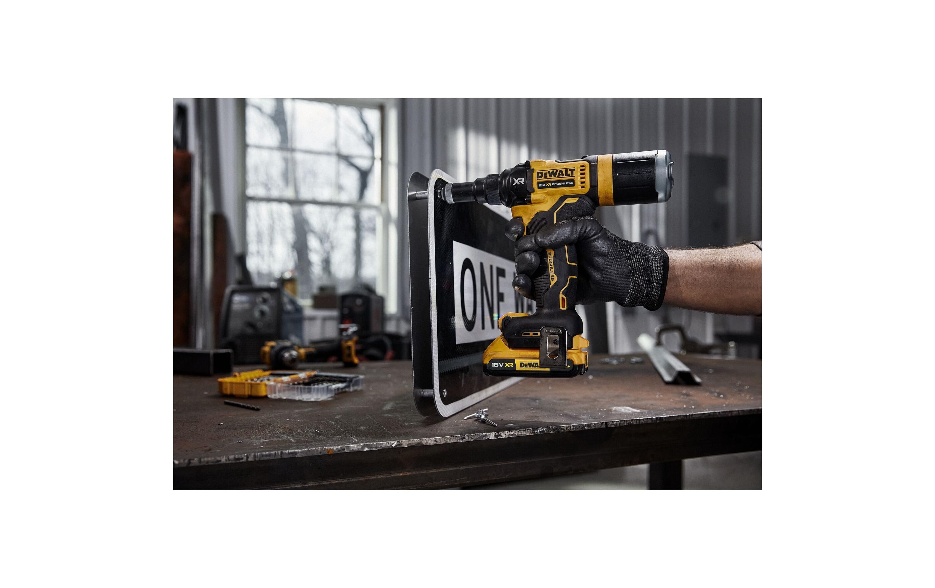 DeWalt Akku-Blindnietpistole DCF403NT-XJ 18 V Solo