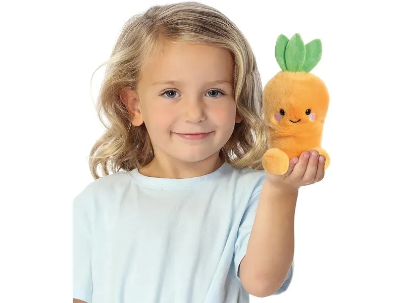 AURORA Palm Pals Cheerful Carrot 13 cm AURORA Palm Pals Cheerful Carrot 13 cm