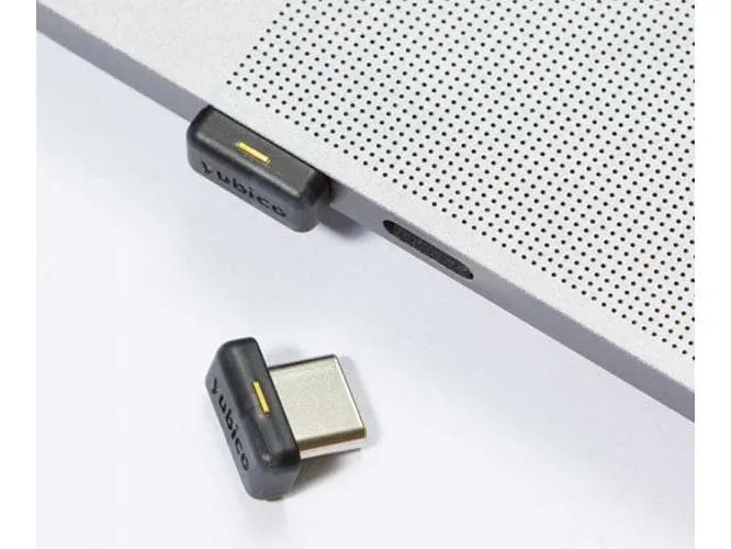 Yubico YubiKey 5C Nano FW 5.7 USB-C, 1 Stück Yubico YubiKey 5C Nano FW 5.7 USB-C, 1 Stück