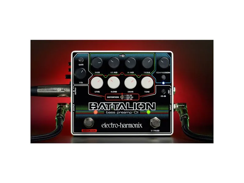 Electro-Harmonix Battalion Bass Preamp & DI Verzerrer Electro-Harmonix Battalion Bass Preamp & DI Verzerrer