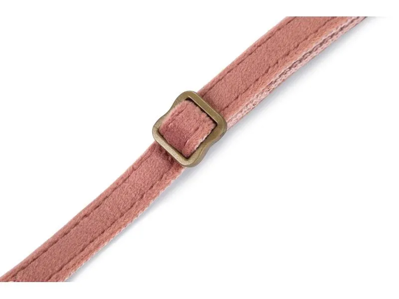 Designed by Lotte Katzenhalsband Velura Rosa Designed by Lotte Katzenhalsband Velura Rosa