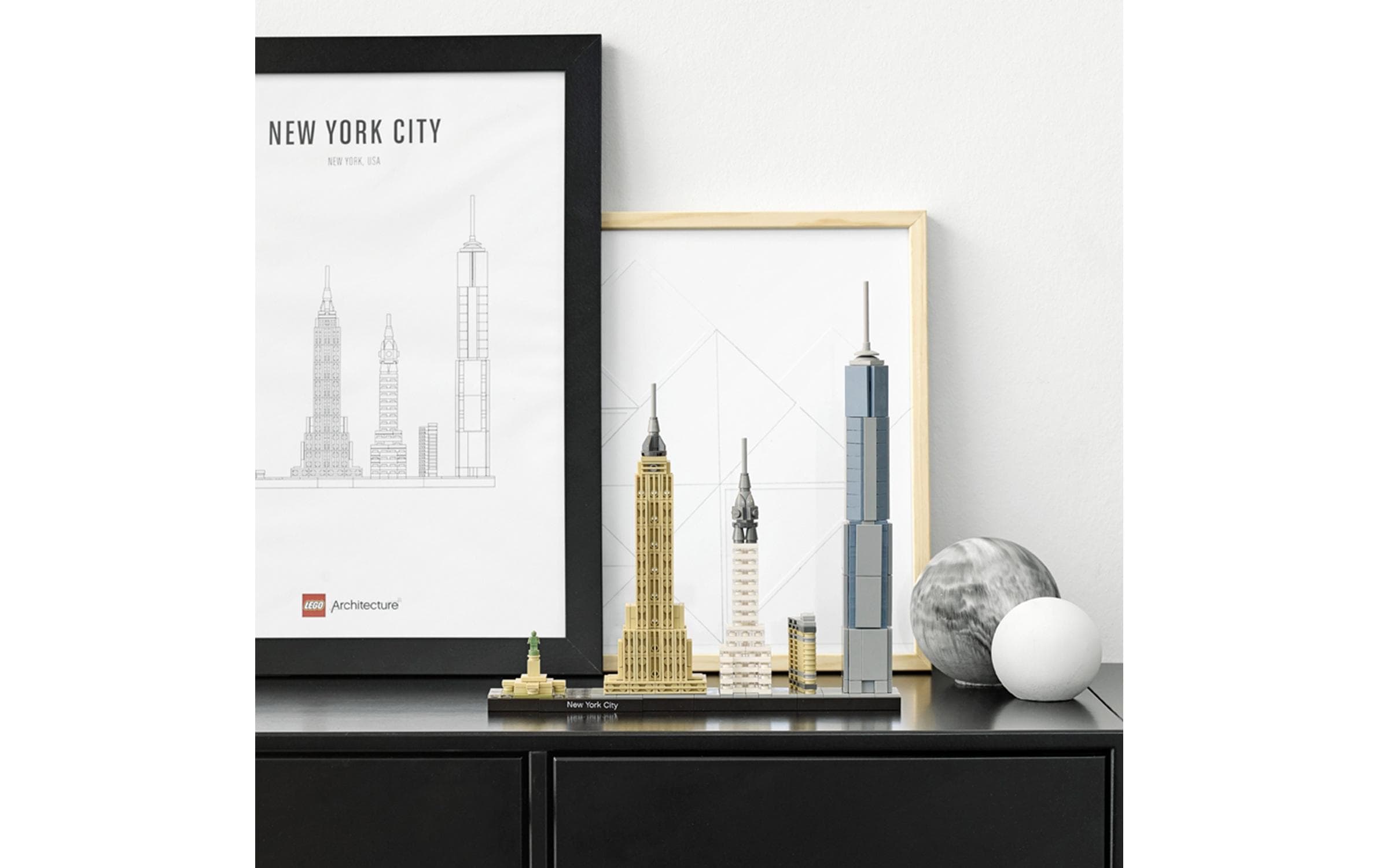 LEGO® Architecture New York City 21028